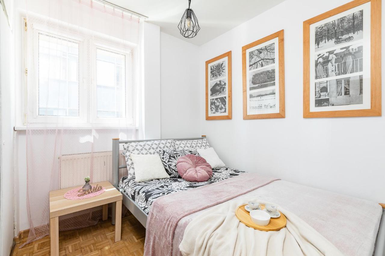 Superapart Chalubinskiego 9 Warsaw Luaran gambar